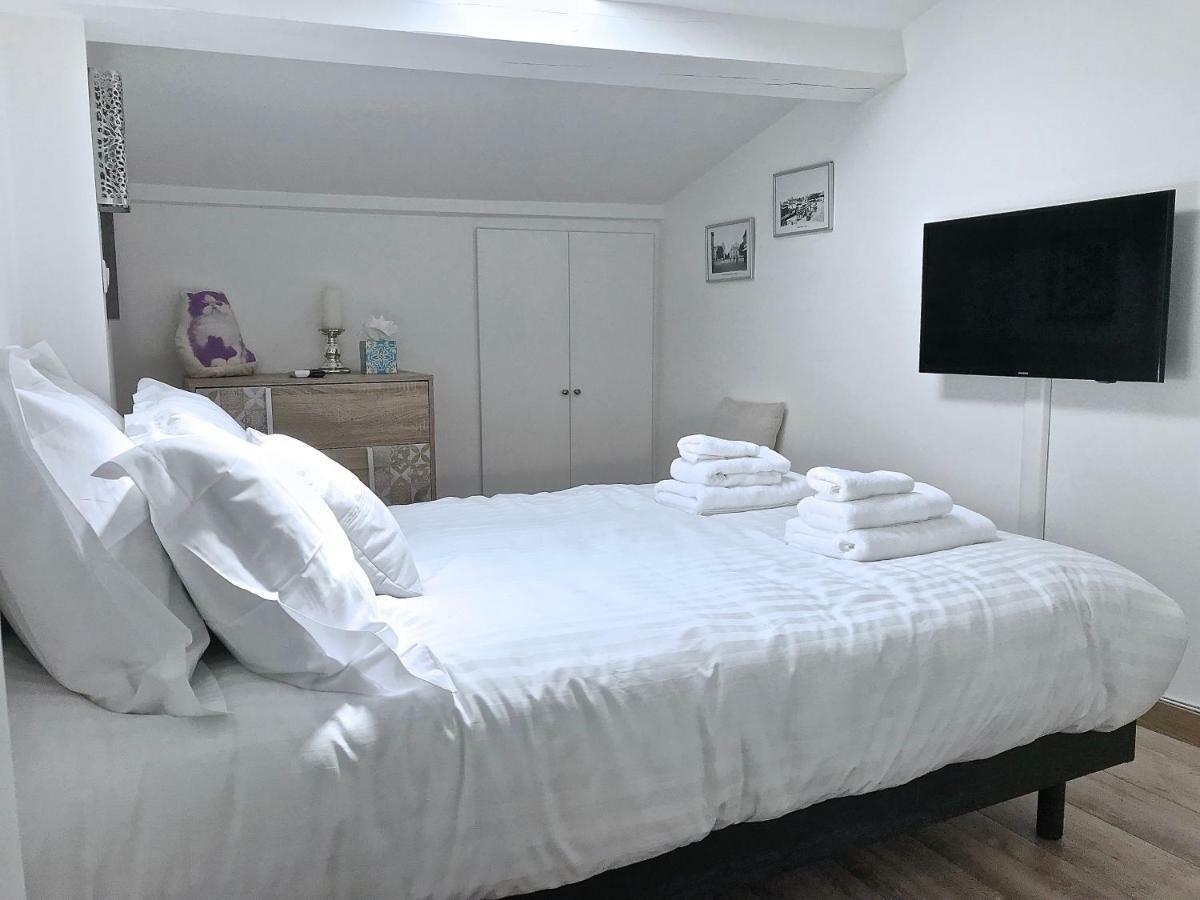 Appartement Vieil Antibes Bagian luar foto
